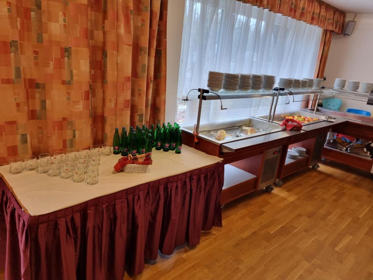 Wellness Hotel Harrachovka エクステリア 写真